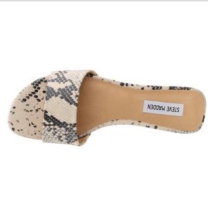 Steve Madden Bev Sandals Snakeskin